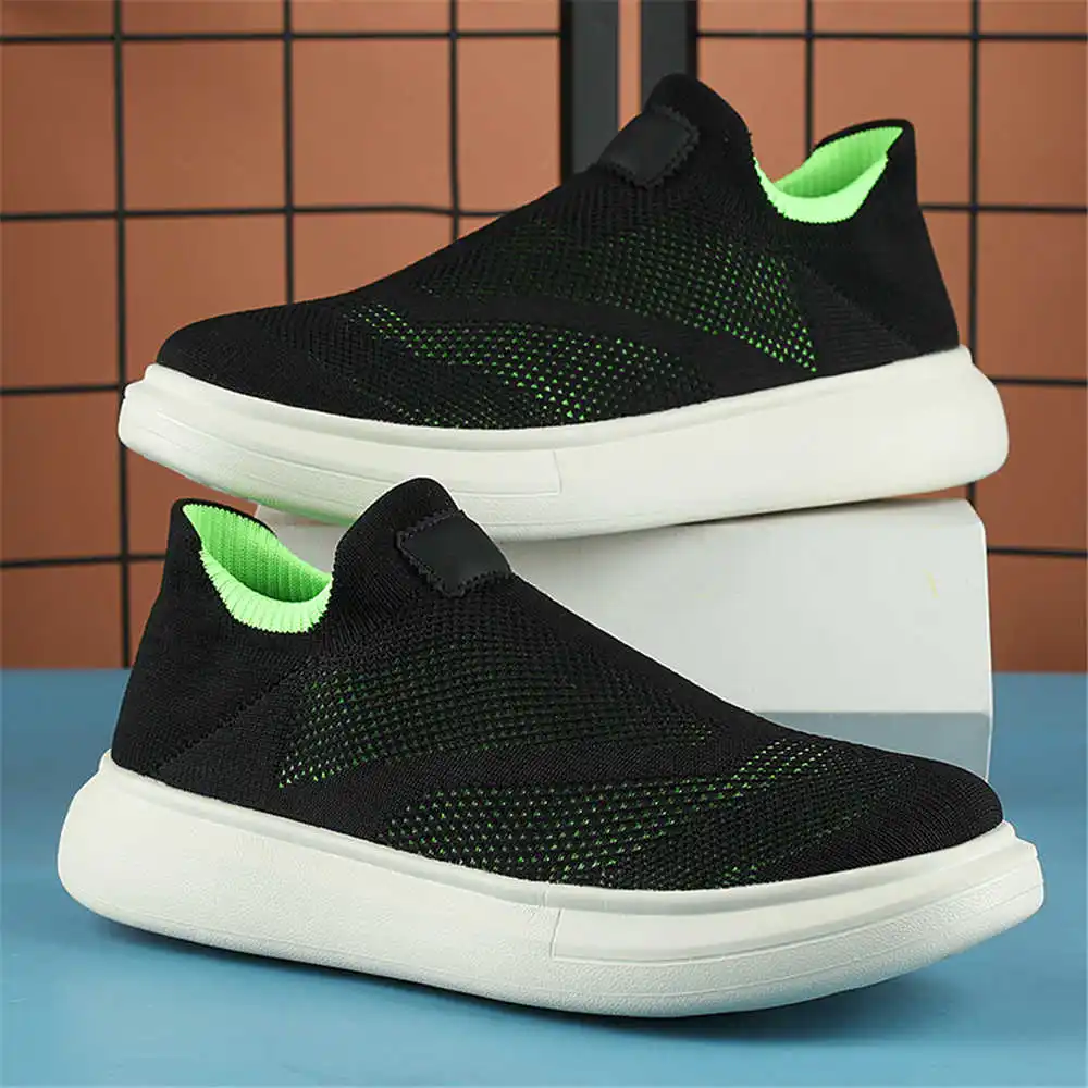 Calze con plateau scarpe marro - Office Tech Gifts For Men recensione e prezzo
